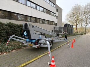 JP Cleaning | Glasbewassing met hoogwerker